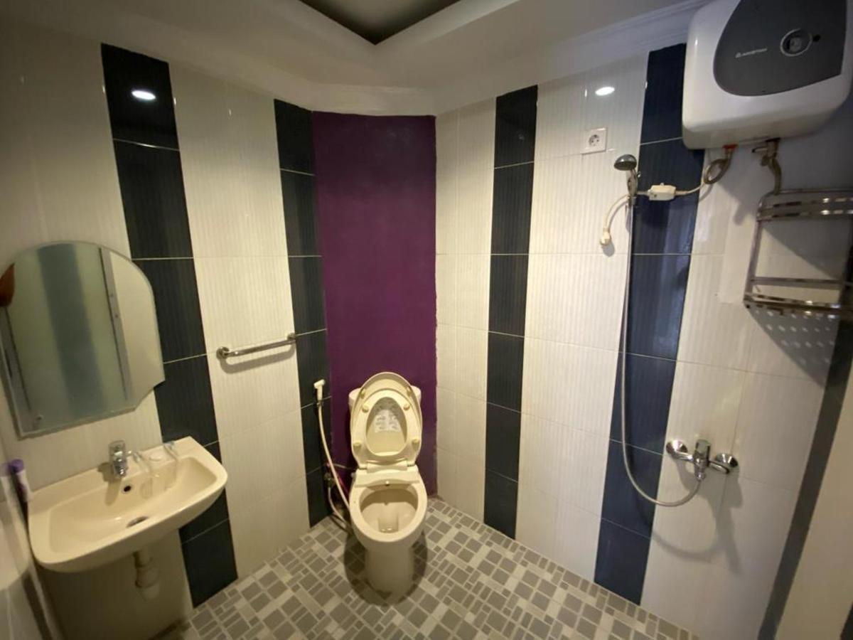 Djaboerigin Mongonsidi Guest House Redpartner Медан Экстерьер фото